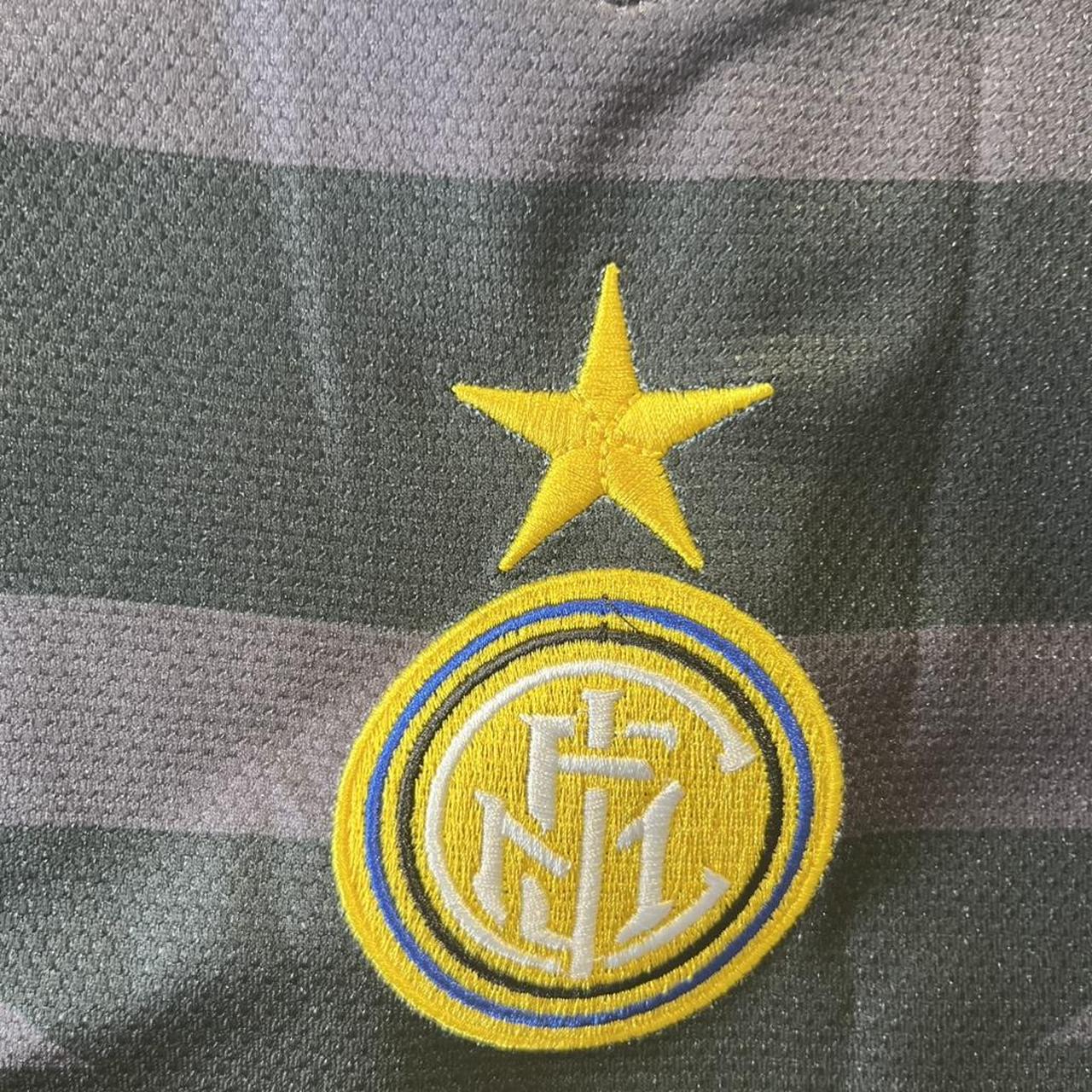 Inter Milan 1997-98 Ronaldo #10 Retro Jersey